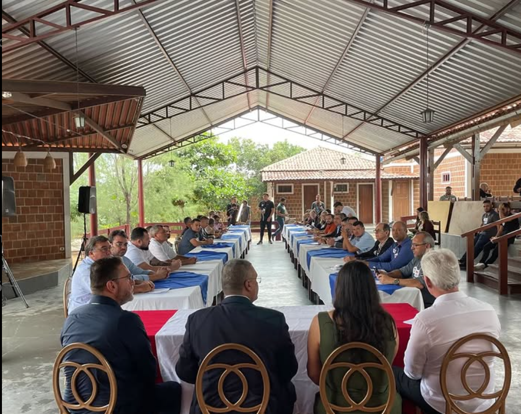 Café da manhã com os presidentes de câmaras municipais.